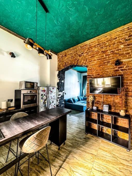 Appartement Cozy & Charming Apt. Downtown à Timişoara Extérieur photo